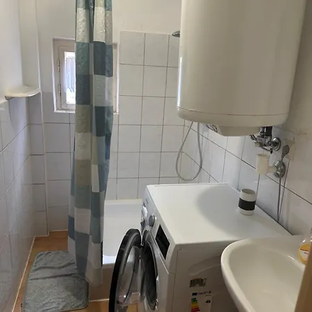 Holiday home Kleines Haeuschen Im Tauernstaedtchen